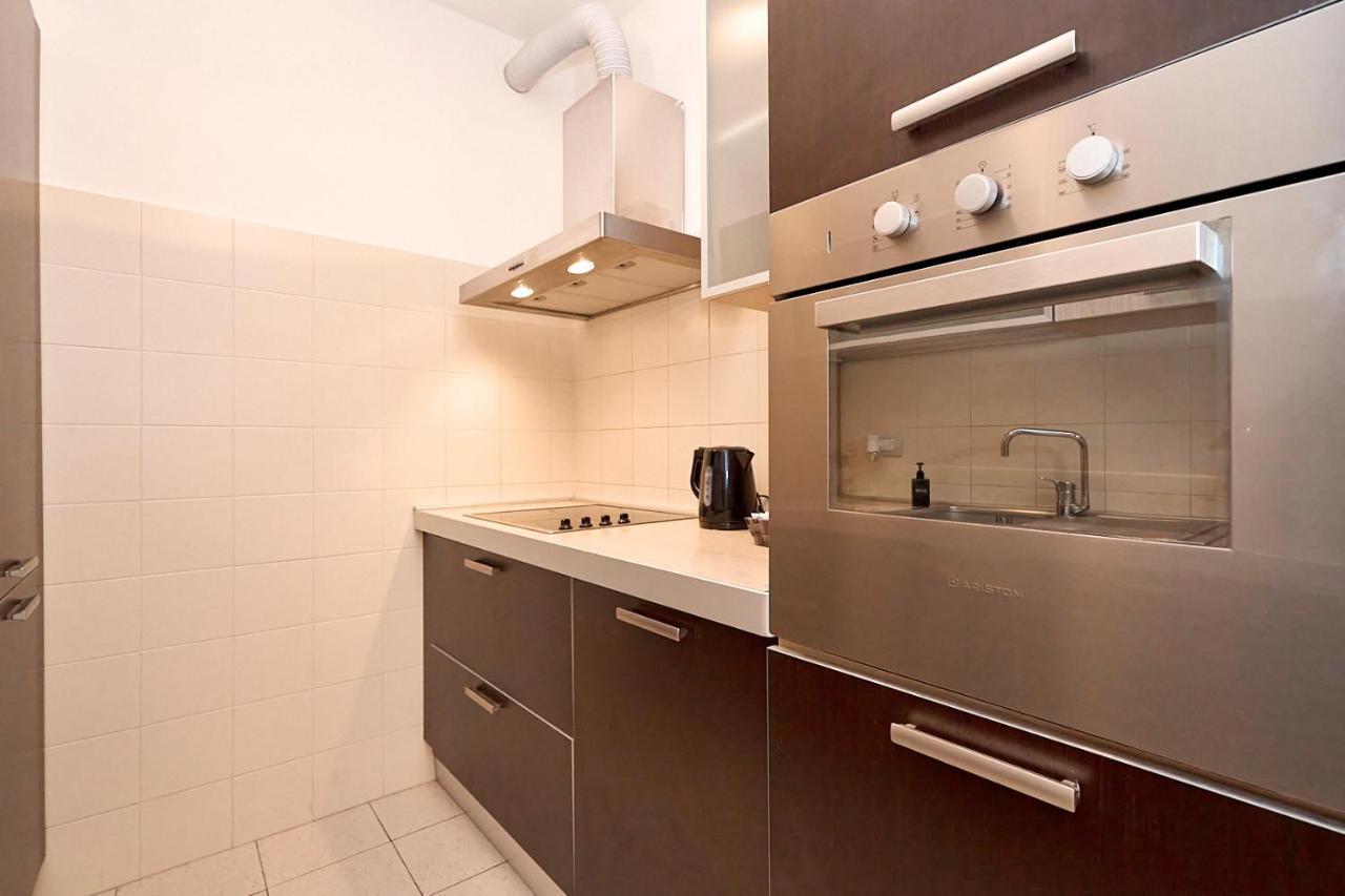 Design House A/c Wifi 20 Minutes From Duomo Appartamento